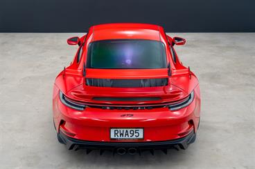 2021 Porsche 911 - Thumbnail