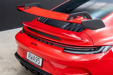 2021 Porsche 911 - Thumbnail