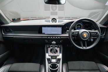 2021 Porsche 911 - Thumbnail