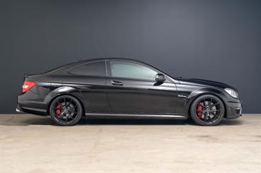 2012 Mercedes-Benz C 63 - Thumbnail