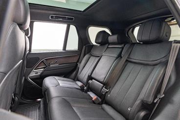 2023 Land Rover Range Rover - Thumbnail