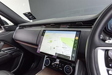 2023 Land Rover Range Rover - Thumbnail