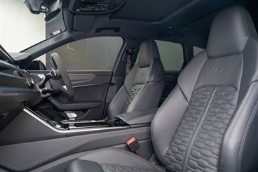 2023 Audi RS6 - Thumbnail
