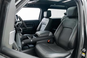 2023 Land Rover Defender - Thumbnail