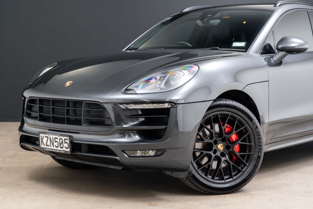 2017 Porsche Macan