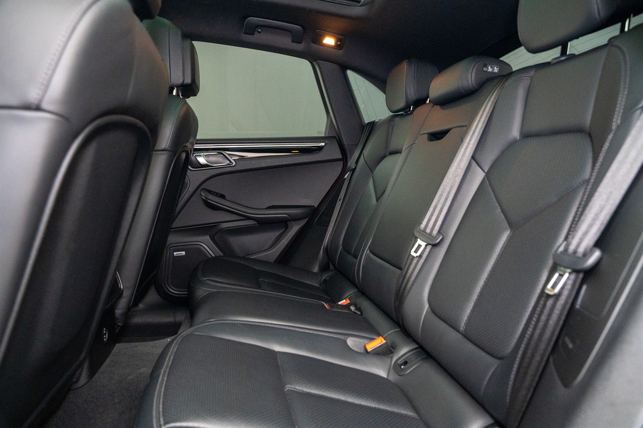 2020 Porsche Macan