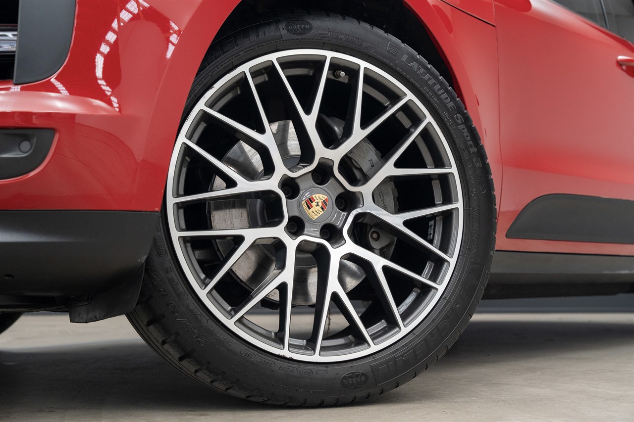 2020 Porsche Macan