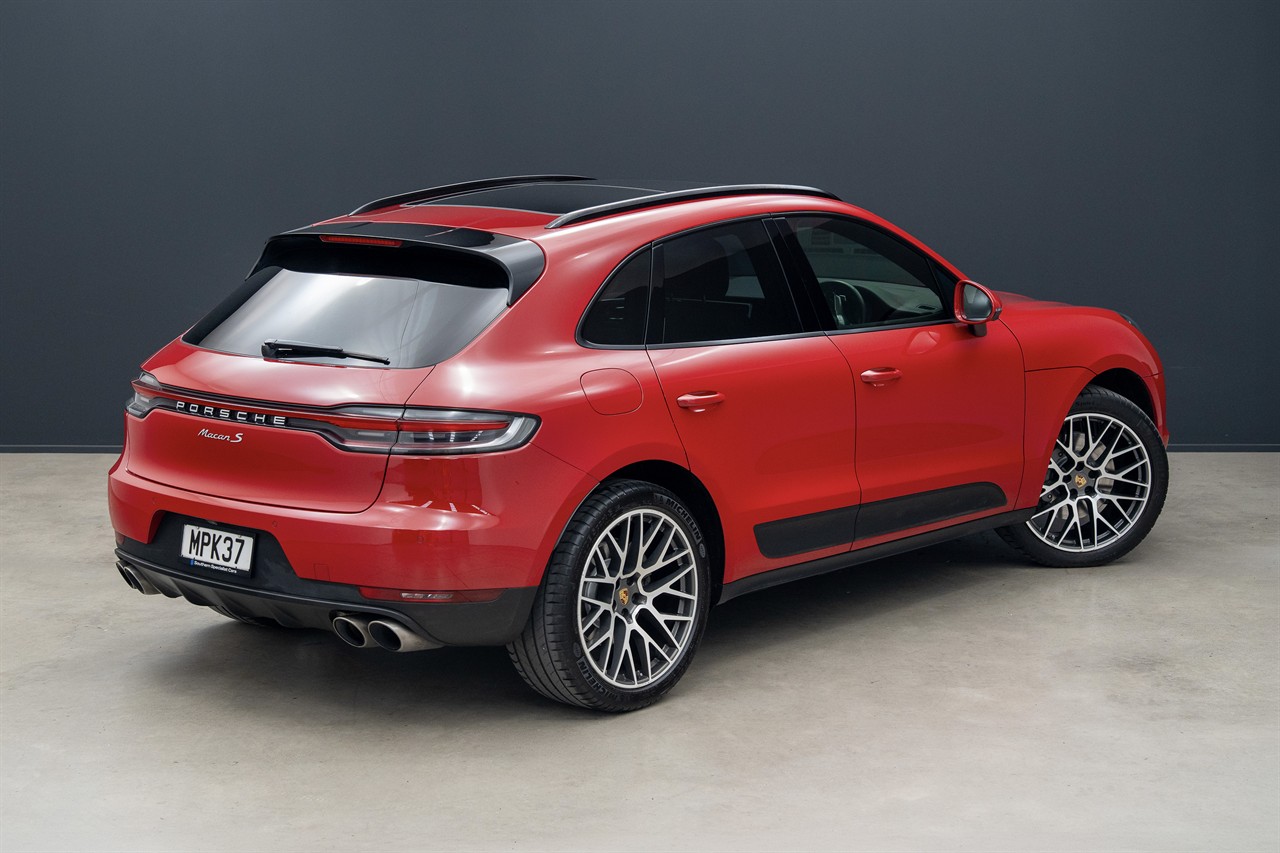 2020 Porsche Macan