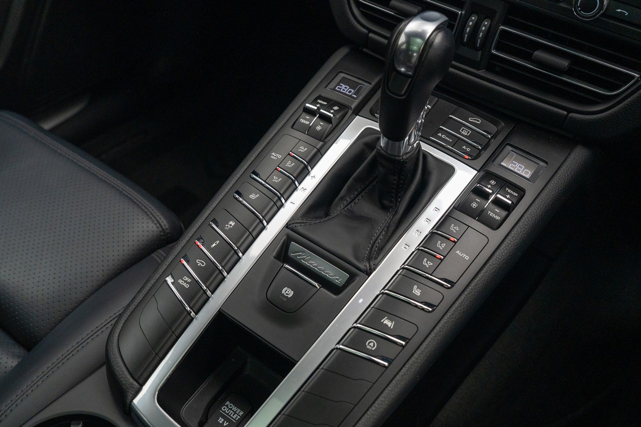 2020 Porsche Macan