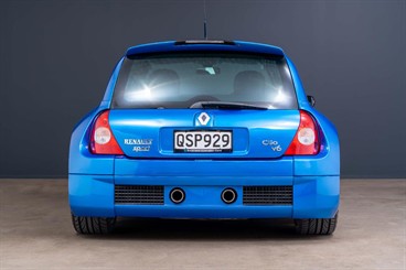 2004 Renault Clio - Thumbnail