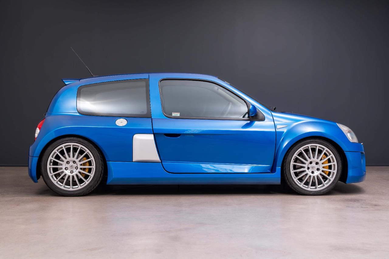 2004 Renault Clio