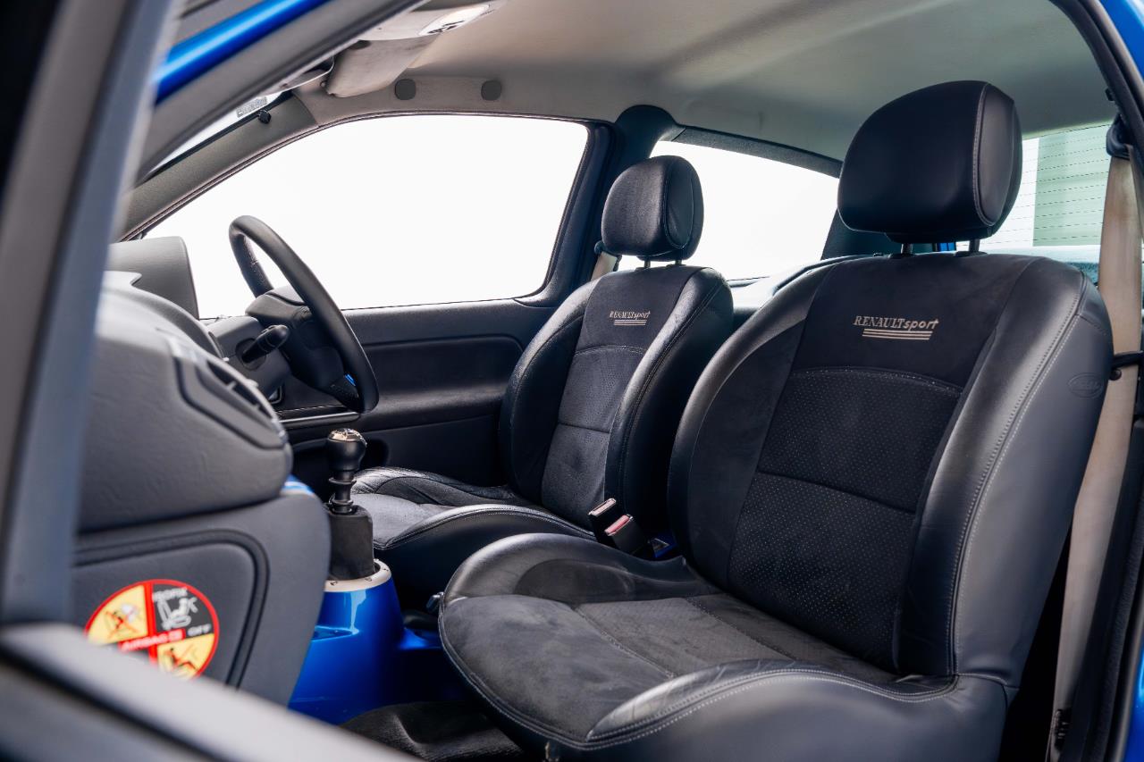2004 Renault Clio
