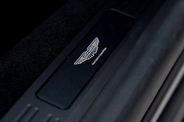 2025 Aston Martin Vantage - Thumbnail