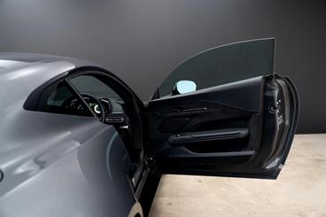 2025 Aston Martin Vantage - Thumbnail