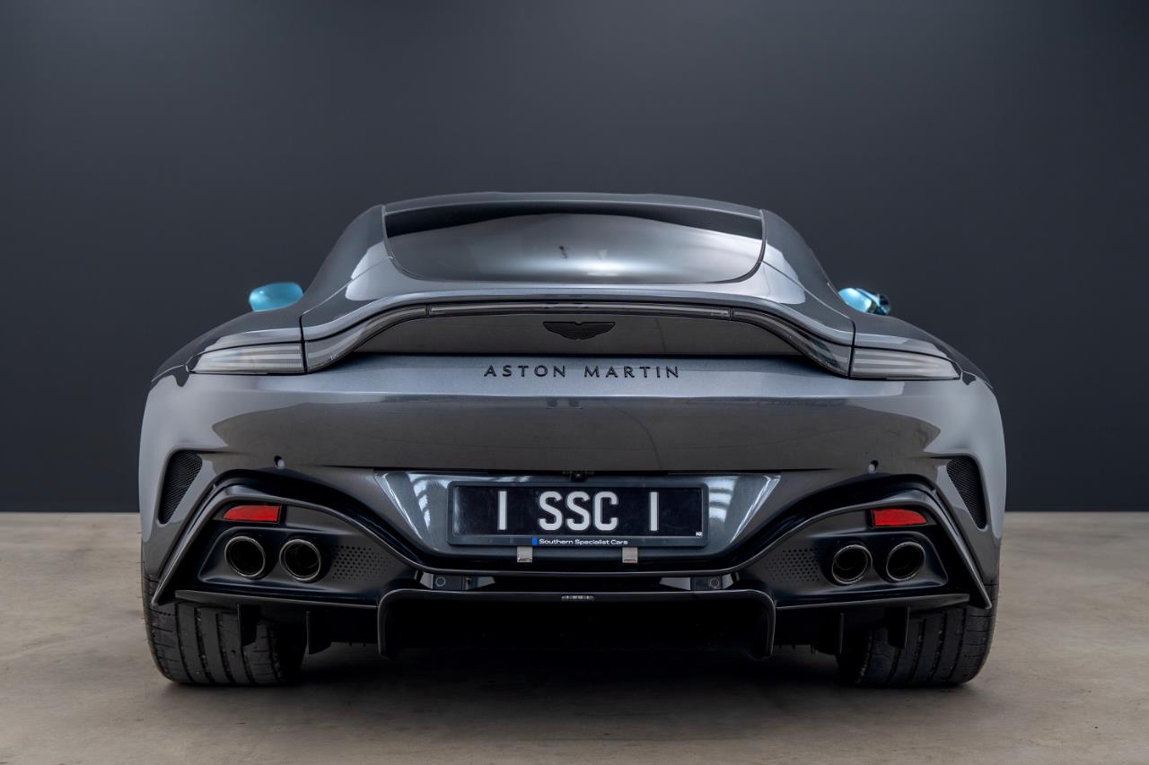 2025 Aston Martin Vantage