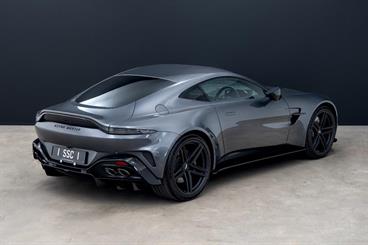 2025 Aston Martin Vantage - Thumbnail