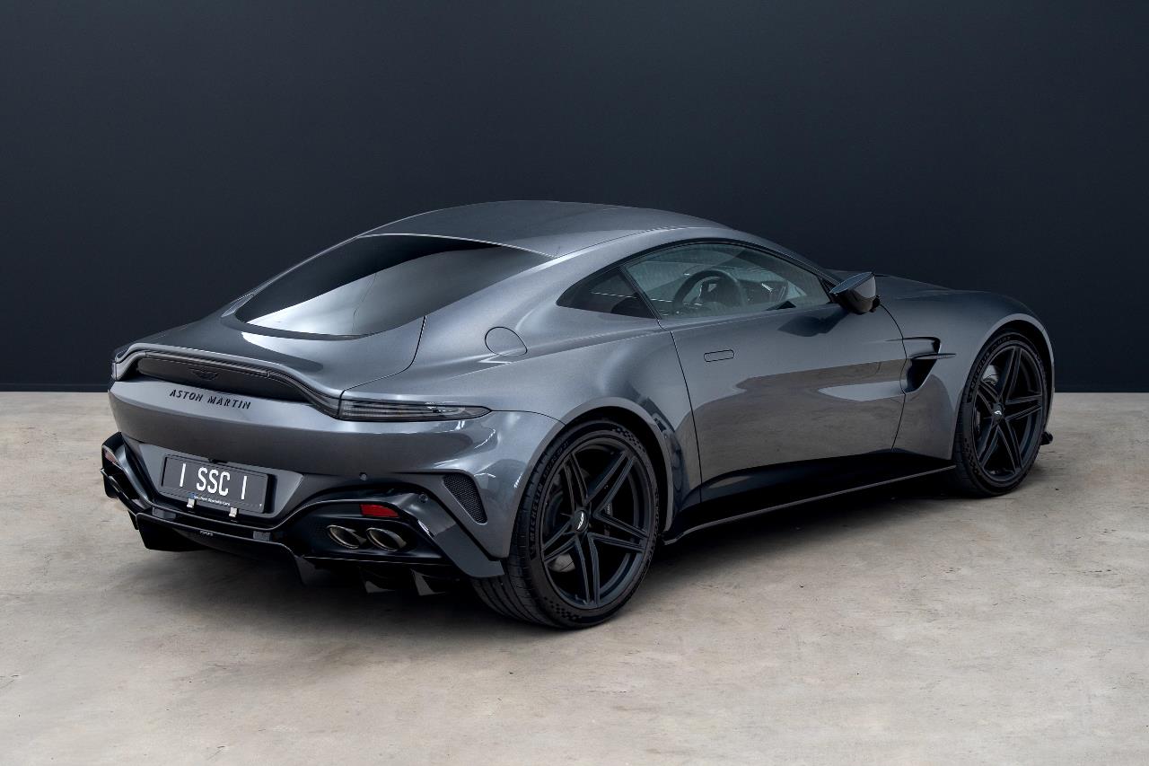 2025 Aston Martin Vantage