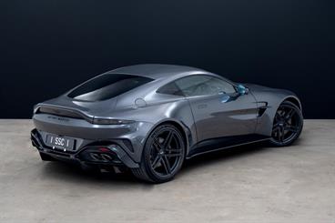 2025 Aston Martin Vantage - Thumbnail