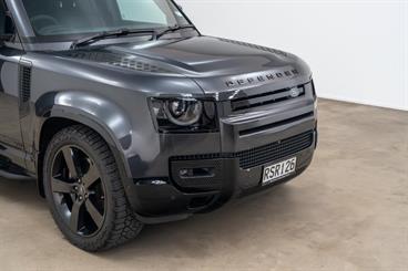 2023 Land Rover Defender - Thumbnail