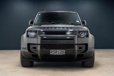 2023 Land Rover Defender - Thumbnail
