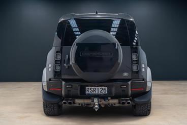 2023 Land Rover Defender - Thumbnail