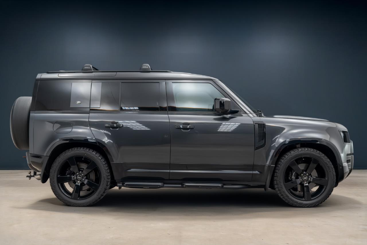 2023 Land Rover Defender