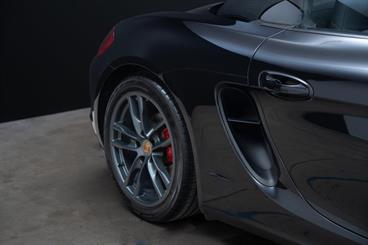2015 Porsche Boxster - Thumbnail