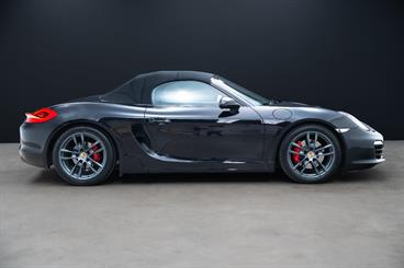 2015 Porsche Boxster - Thumbnail