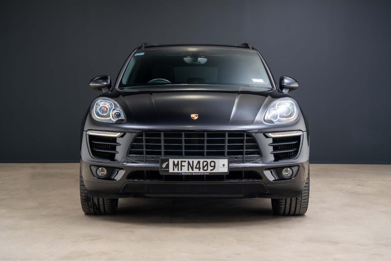 2015 Porsche Macan
