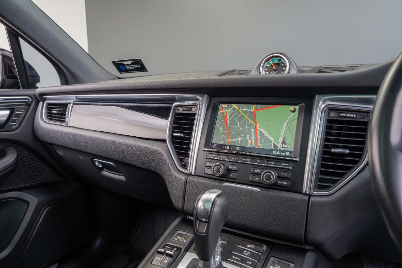 2015 Porsche Macan