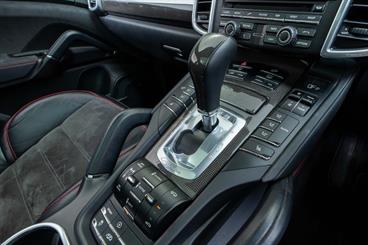 2014 Porsche Cayenne - Thumbnail