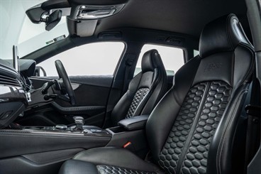 2019 Audi RS4 - Thumbnail