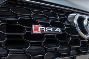 2019 Audi RS4 - Thumbnail