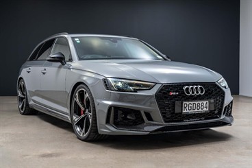 2019 Audi RS4 - Thumbnail