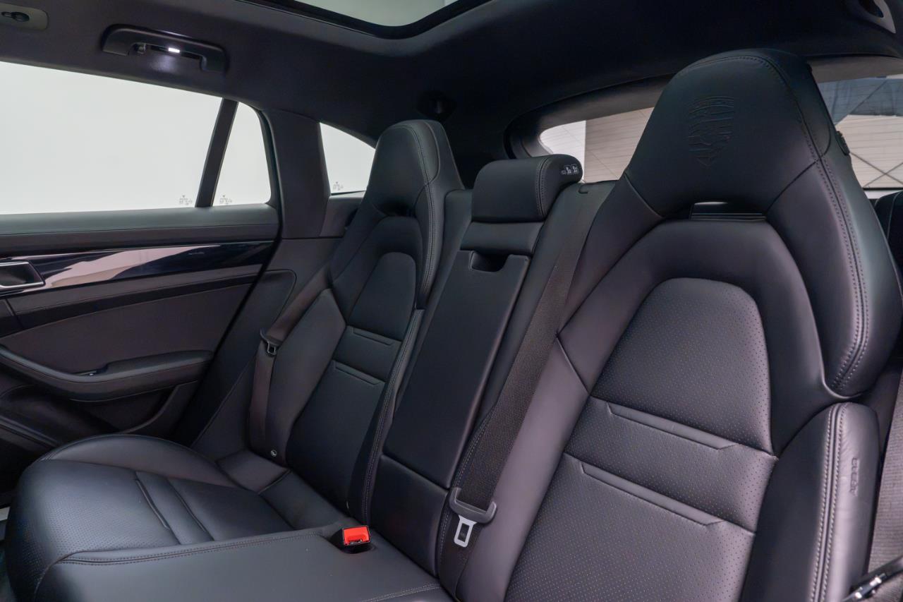 2019 Porsche Panamera