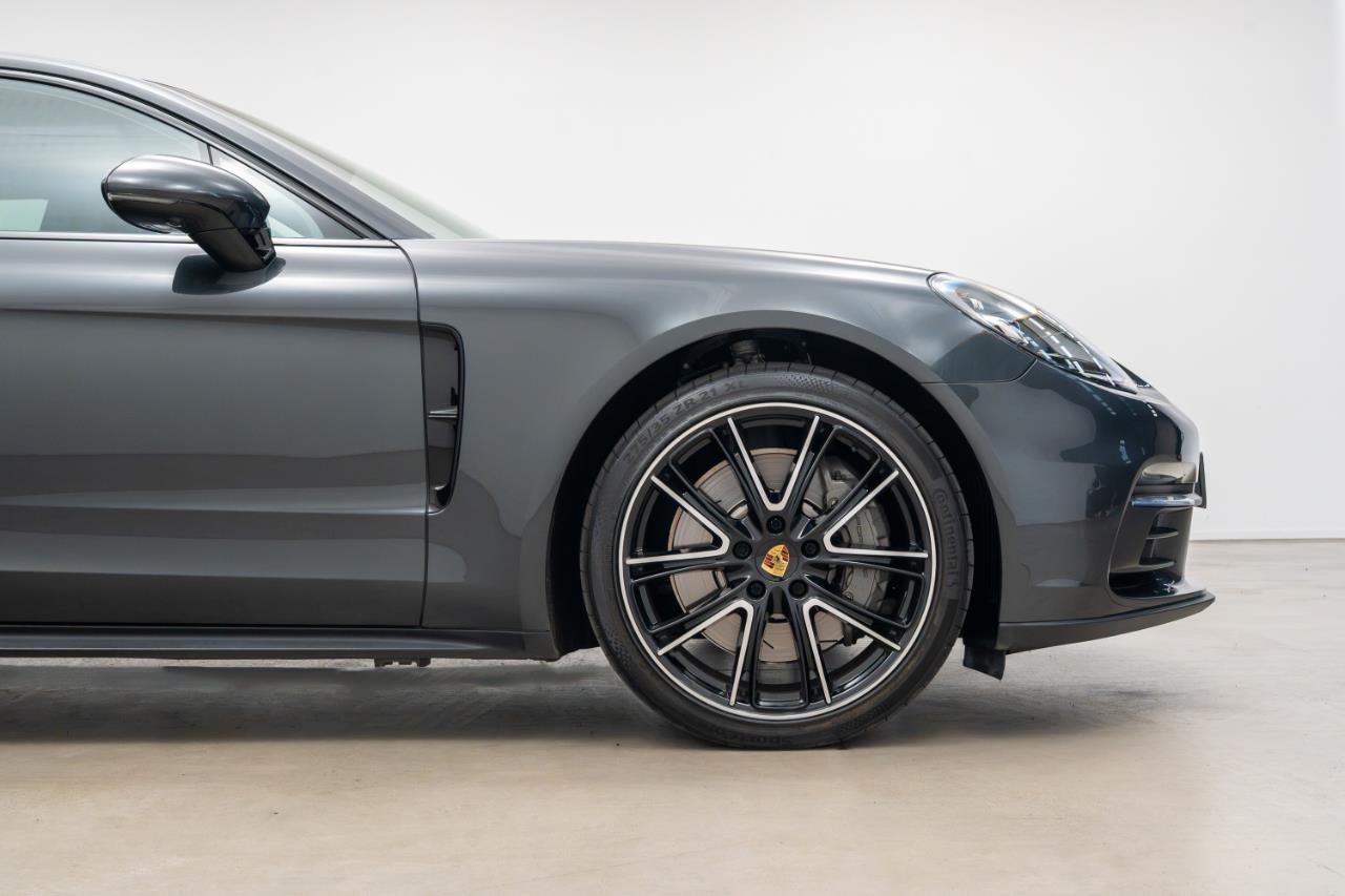 2019 Porsche Panamera