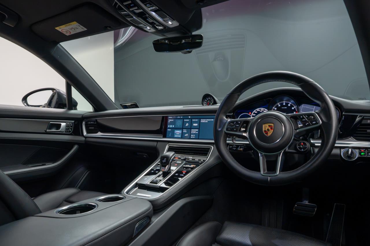 2019 Porsche Panamera