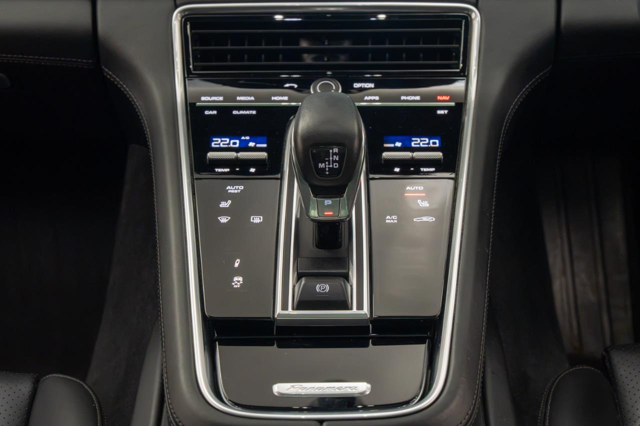 2019 Porsche Panamera