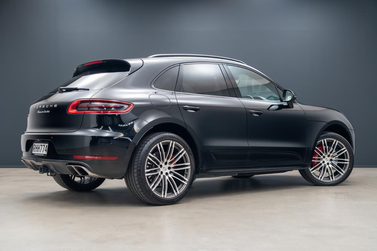 2017 Porsche Macan