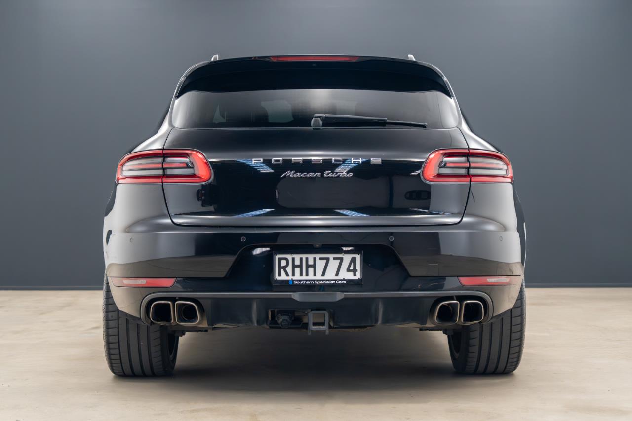 2017 Porsche Macan