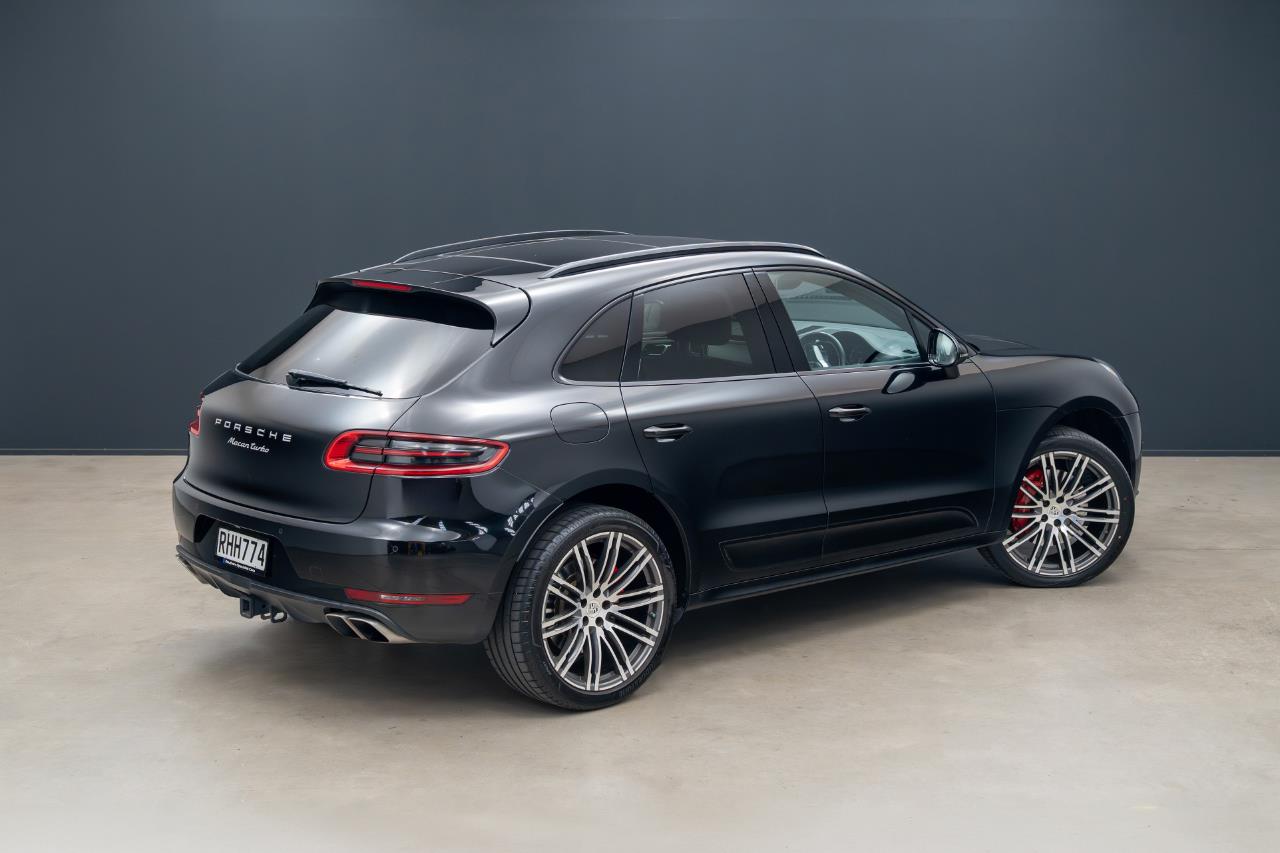 2017 Porsche Macan
