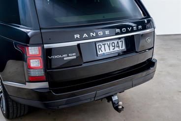 2015 Land Rover Range Rover - Thumbnail