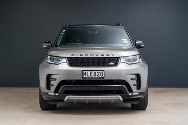 2019 Land Rover Discovery - Thumbnail