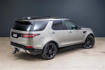 2019 Land Rover Discovery - Thumbnail