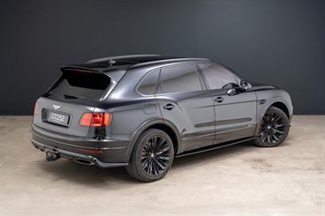 2020 Bentley Bentayga - Thumbnail