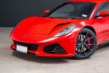 2025 Lotus Emira - Thumbnail