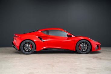 2025 Lotus Emira - Thumbnail