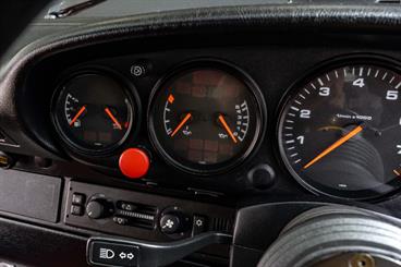 1990 Porsche 911 - Thumbnail