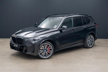 2025 BMW X5 - Thumbnail