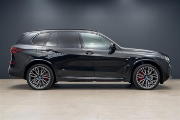 2025 BMW X5 - Thumbnail